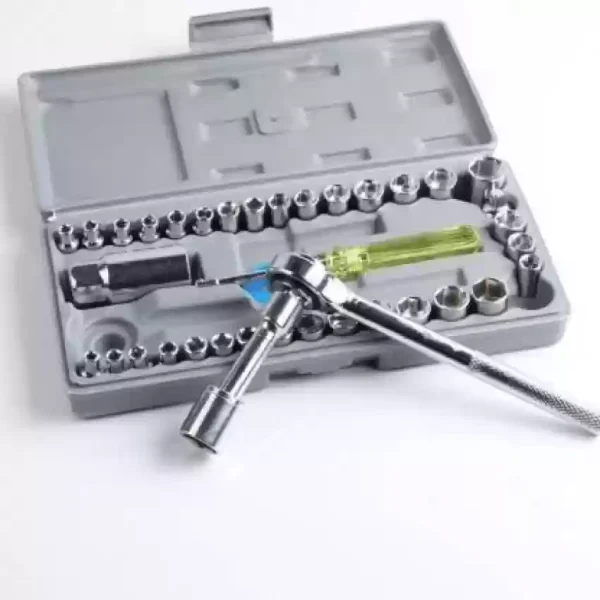 40 Piece Socket Wrench Tool Kit