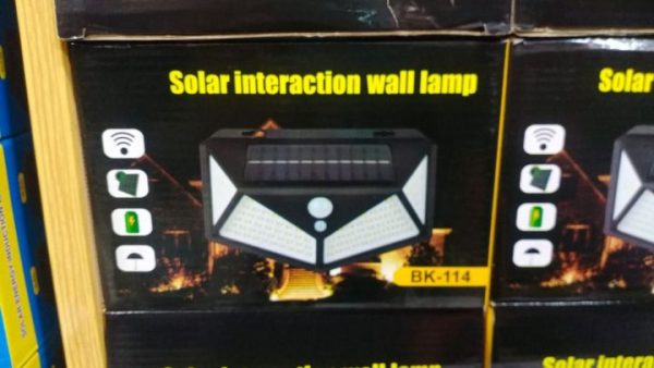 100 LED Solar Wall Lamp
