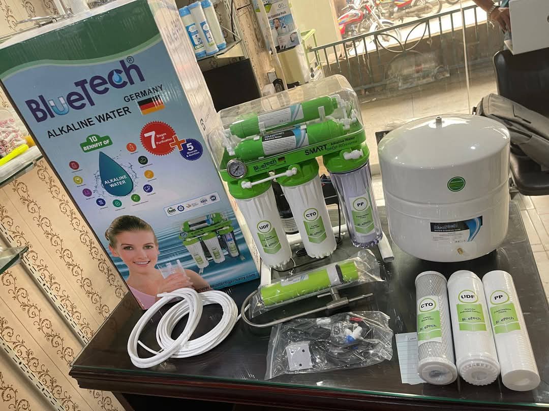 R.O 10",100 GPD 8 Stages,6 Gln Tank Blue Tech (Germany)