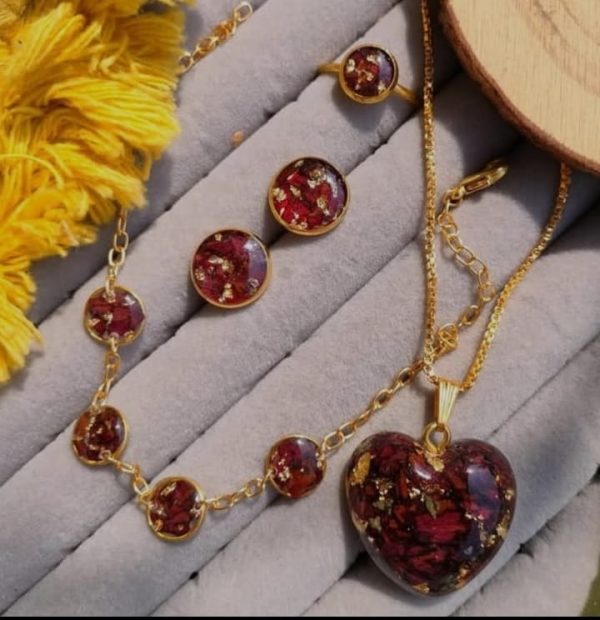 Rose Resin Jewellry Set
