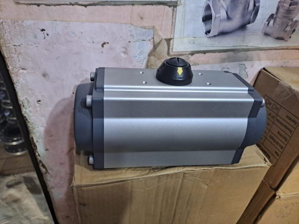 Double Acting Pneumatic Actuator For Valve