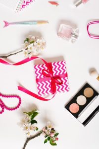 Perfect Gift Ideas for Women: Beauty, Fragrance, and Style from Dayshop.pk