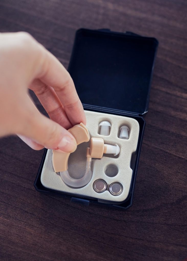 Affordable Hearing Aids in Pakistan – Price Comparison & Buying Tips