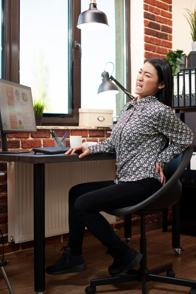 Back Pain from Office Work? Top Waist Belts & Posture Supports for Remote Workers in Pakistan