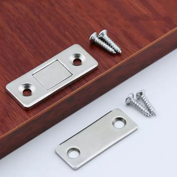 Magnetic Door Catch