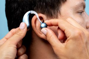 How to Choose the Right Hearing Aid in Pakistan – A Step-by-Step Guide for First-Time Buyers