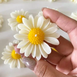 Daisy Candle Flower