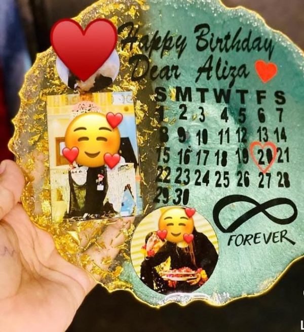 Resin Plate with Customized Name Pic 5Inch