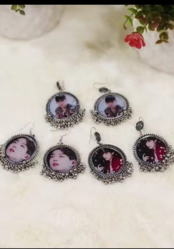 BTS Resin Art Earring And Neckless