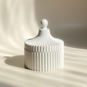 Buy the Best Quality Ceramic Pot With Lid Vase Oval tray Set in Pakistan at DayShop.pk. Most Affordable Price With Fast Shipping in All Over Pakistan