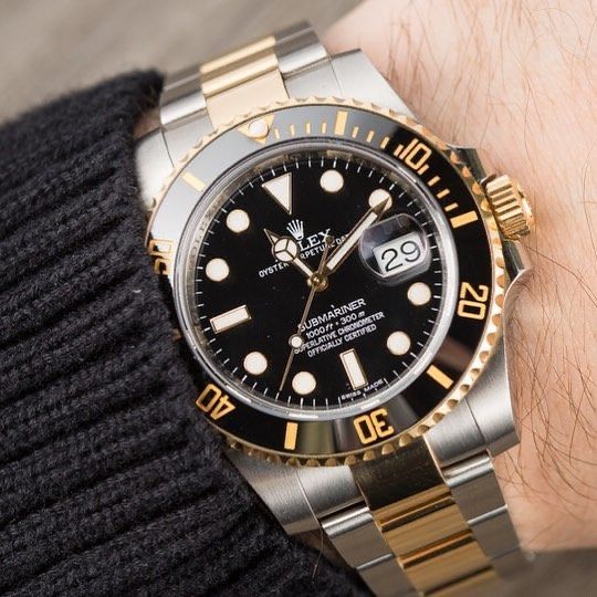 Buy the Best Quality Rolex Men Luxury Watch Premium Quality in Pakistan at DayShop.pk. Most Affordable Price With Fast Shipping in All Over Pakistan