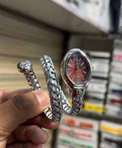 Buy the Best Quality Snake Shaped Bracelet Ladies Watch in Pakistan at DayShop.pk. Most Affordable Price With Fast Shipping in All Over Pakistan