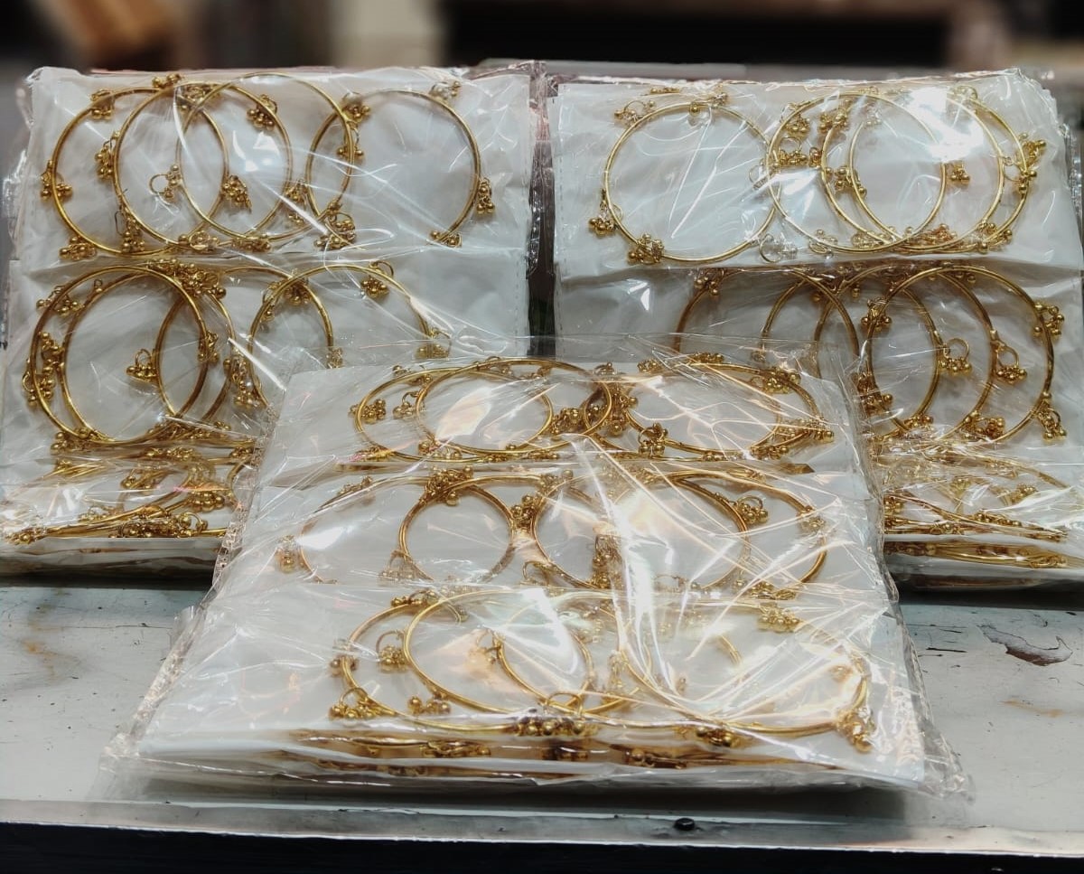 Buy the Best Quality Traditional Kashmiri 4 Kara in Pakistan at DayShop.pk. Most Affordable Price With Fast Shipping in All Over Pakistan