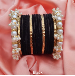 Buy the Best Quality Gajra Kary Velvet Bangles Set in Pakistan at DayShop.pk. Most Affordable Price With Fast Shipping in All Over Pakistan