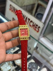 Quartz Ladies Wrist Watch