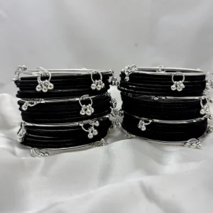 Buy the Best Quality Traditional Kashmiri Black Bangles 16PCS in Pakistan at DayShop.pk. Most Affordable Price With Fast Shipping in All Over Pakistan