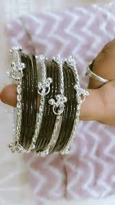 Buy the Best Quality Traditional Kashmiri Black Bangles 16PCS in Pakistan at DayShop.pk. Most Affordable Price With Fast Shipping in All Over Pakistan