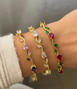 Buy the Best Quality Crystal Stones Tulip Bracelet for Girls in Pakistan at DayShop.pk. Most Affordable Price With Fast Shipping in All Over Pakistan