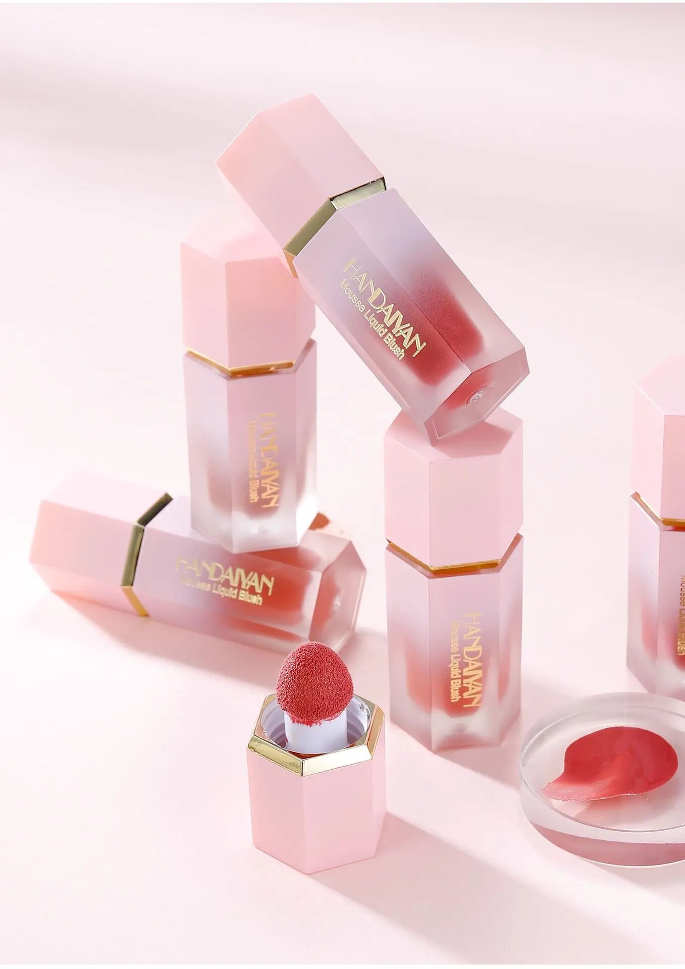 Buy the Best Quality Liquid Blush Natural Matte Cheek 1Pcs in Pakistan at DayShop.pk. Most Affordable Price With Fast Shipping in All Over Pakistan
