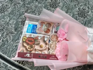 Buy the Best Quality Makeup Gift Bouquet in Pakistan at DayShop.pk. Most Affordable Price With Fast Shipping in All Over Pakistan