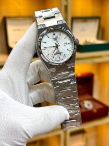 Buy the Best Quality TISSOT Unisex Watch With Date Stylish in Pakistan at DayShop.pk. Most Affordable Price With Fast Shipping in All Over Pakistan