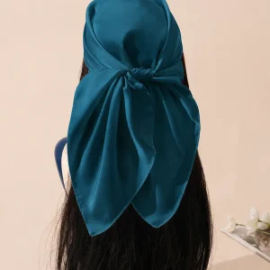 Buy the Best Quality Luxury Women Scarf Silk Bandana in Pakistan at DayShop.pk. Most Affordable Price With Fast Shipping in All Over Pakistan