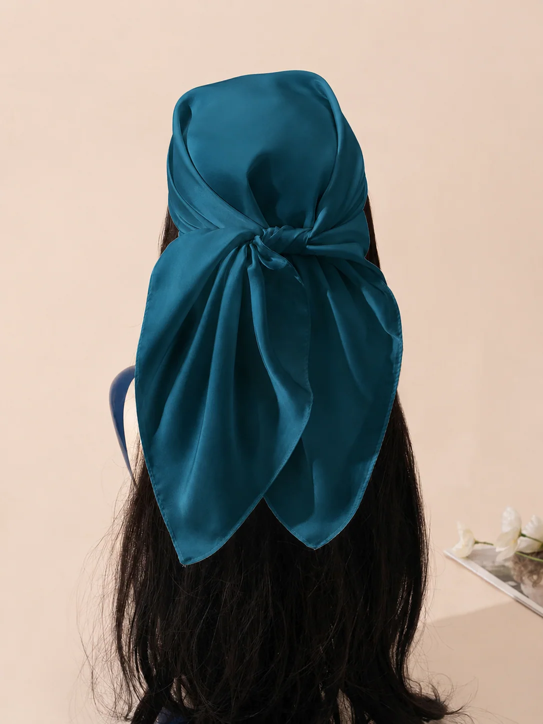Buy the Best Quality Luxury Women Scarf Silk Bandana in Pakistan at DayShop.pk. Most Affordable Price With Fast Shipping in All Over Pakistan